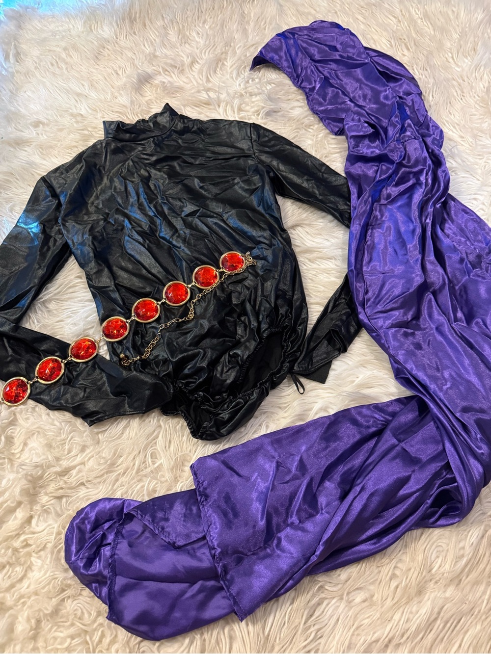 Women’s Raven costume (D5)